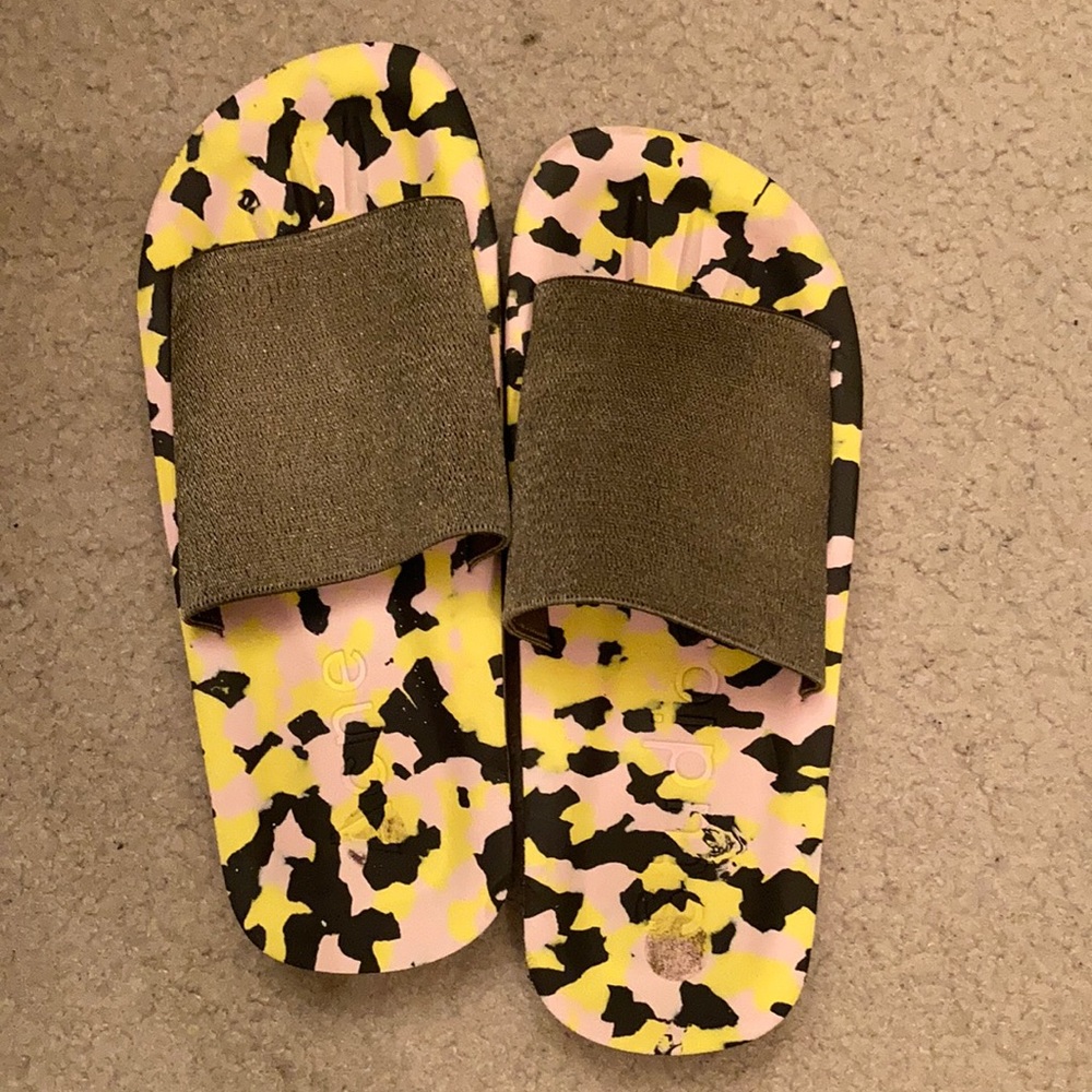 Acne Studios yellow/pink cheetah flip flop, size 9